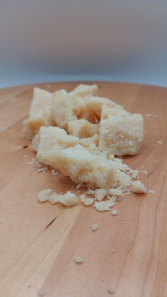 Scaglie di Parmigiano Reggiano